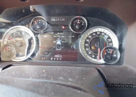 2016 Ram 1500 Laramie из США, поврежденный, VIN 1C6RR7NM9GS117647